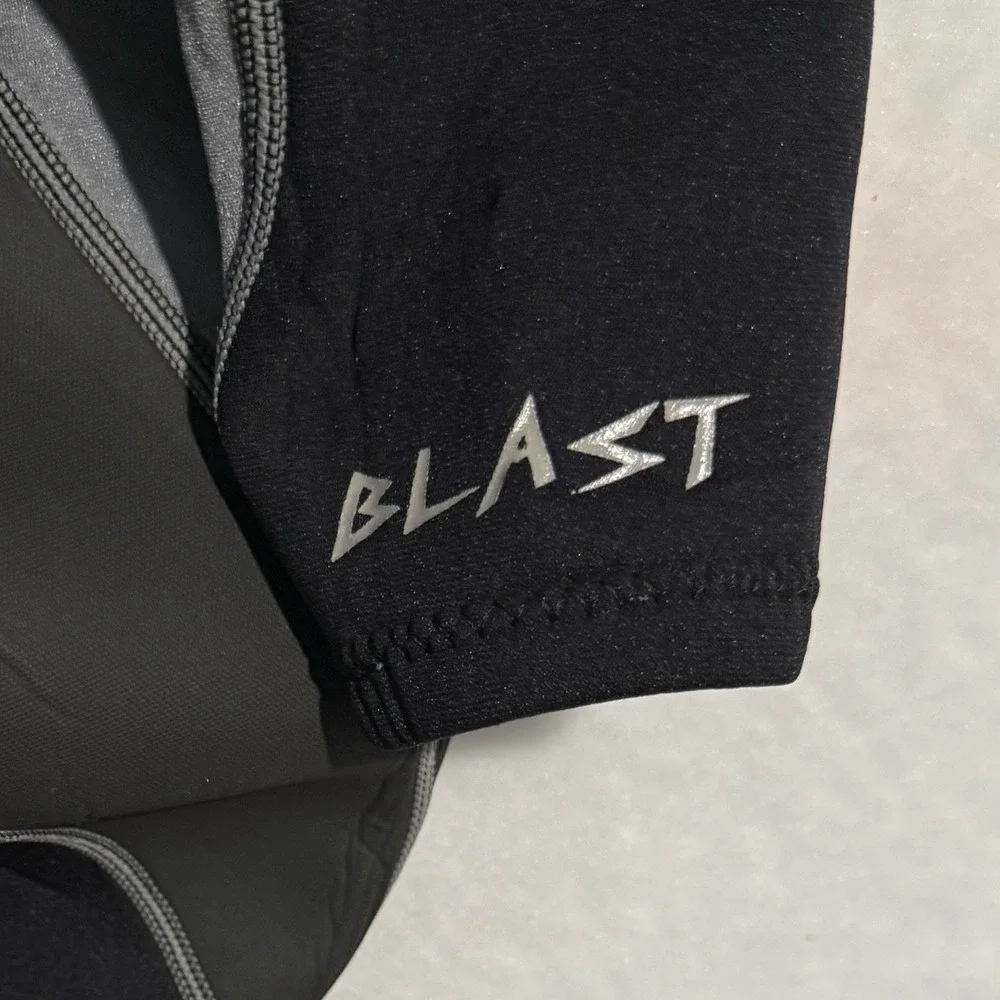 Jobe Black‎ Dk. Gray Lt. Gray Wetsuit Unisex Youth Junior Size 12 Stretch Blast